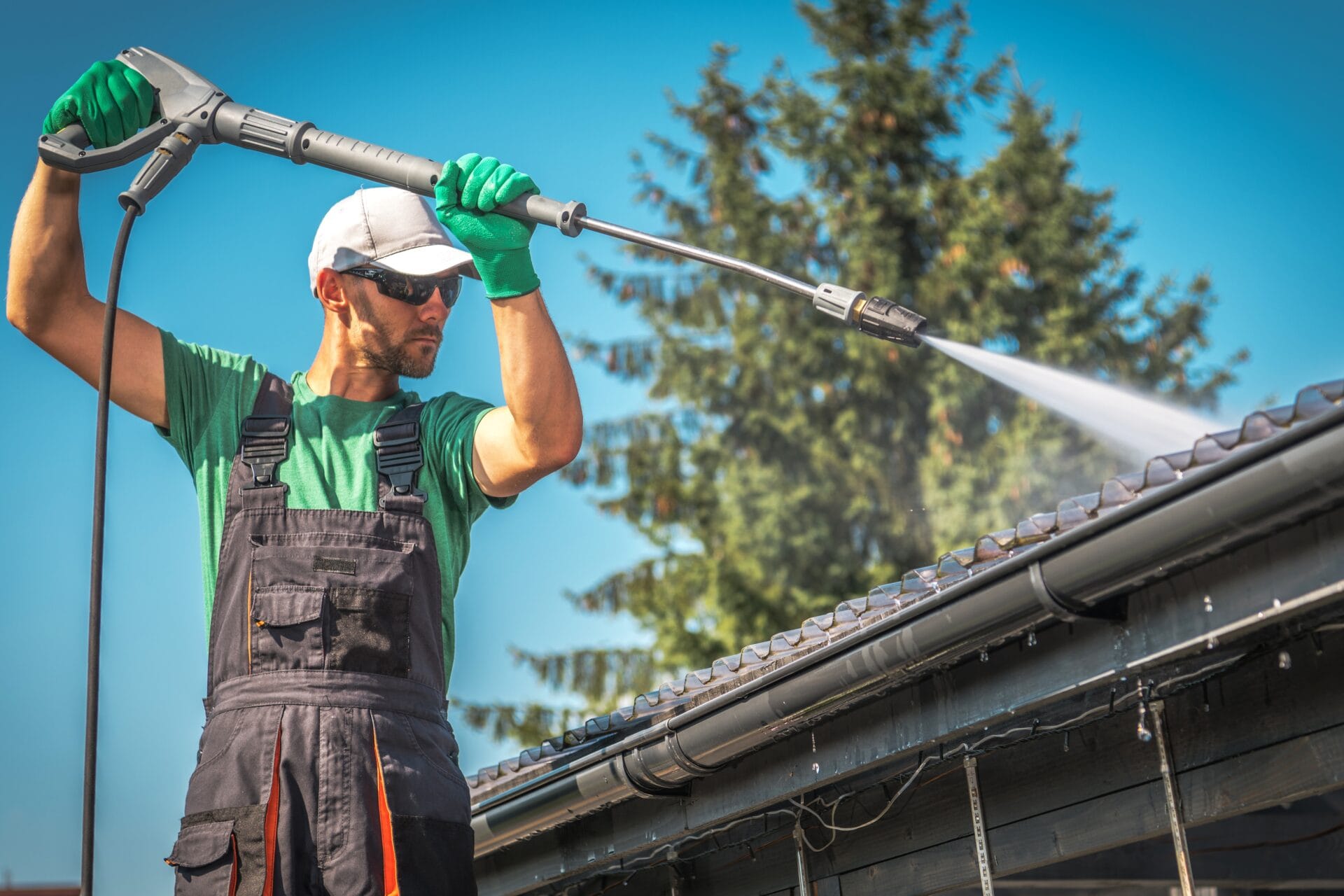 what is soft wash roof cleaning